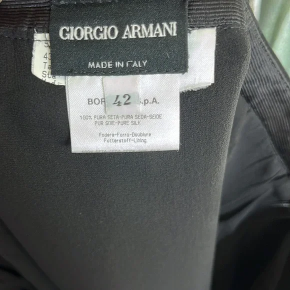 Giorgio Armani Tailored Pencil Skirt